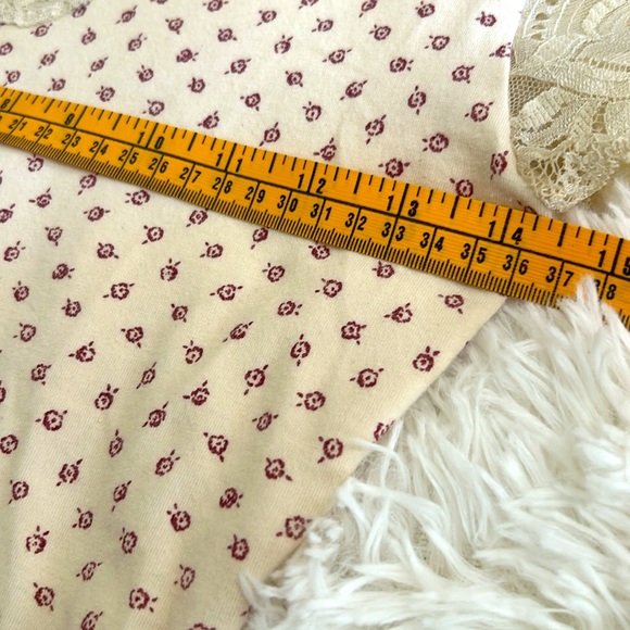 Chevignon Girl Floral Top with Lace Trim - Picture 2 of 7